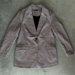 Adrianna Papell Black, White and Red Houndstooth Blazer